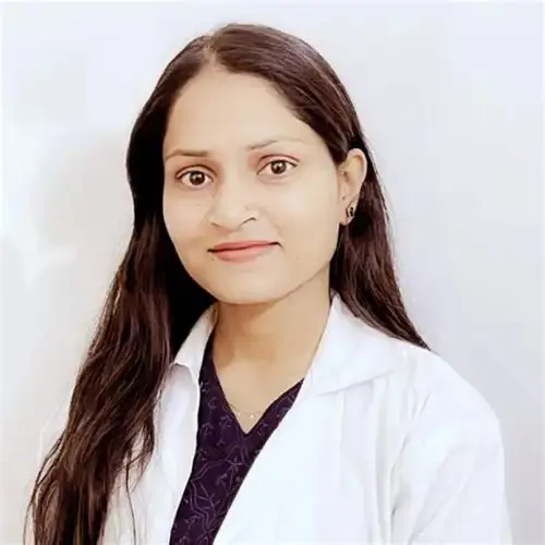 Portrait of Dr. Sakshi Mishra PT, consultant physiotherapist